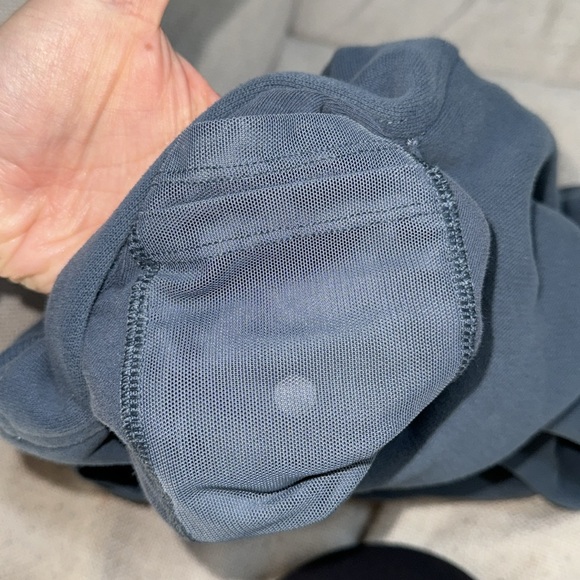 Lululemon sweater - Picture 4 of 4